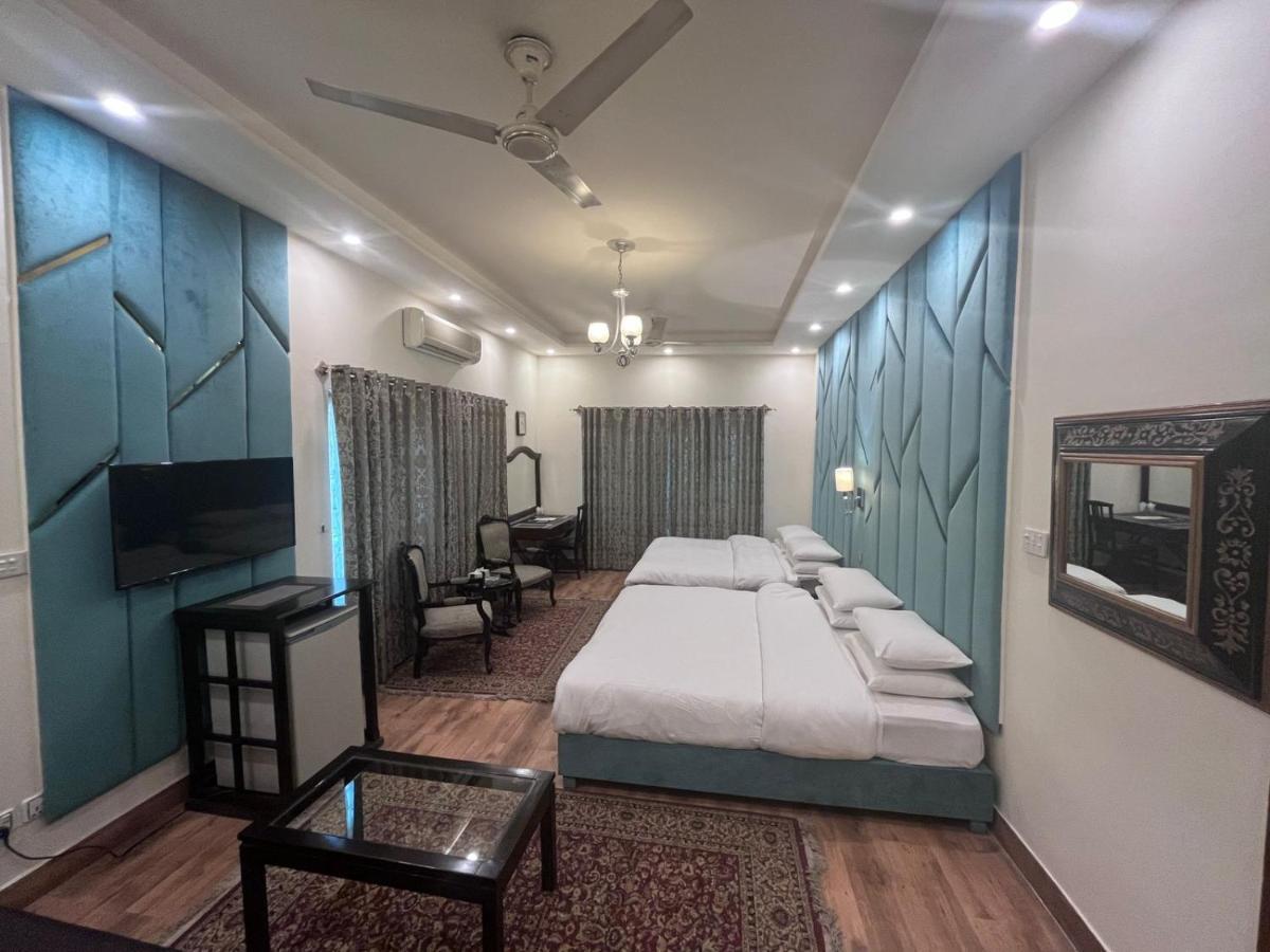 Shelton Hotel Rawalpindi Exterior foto